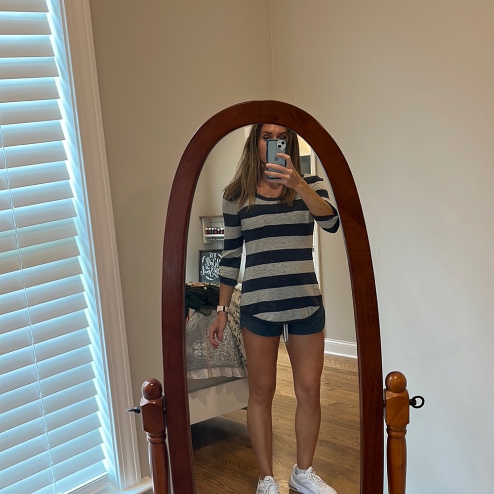 Lightweight sweater/blouse